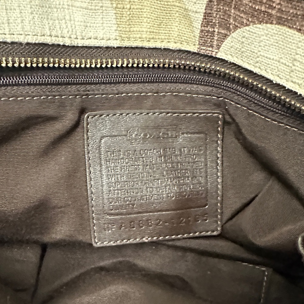 COACH (SET) Y2K TONAL SIGNATURE CANVAS SHOULDER TOTE, Brown & Cream with Wallet - Picture 11 of 13